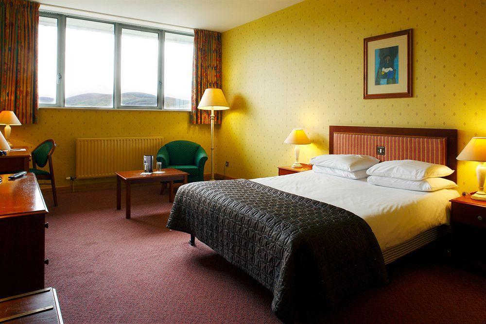 Plaza Hotel Tallaght Εξωτερικό φωτογραφία