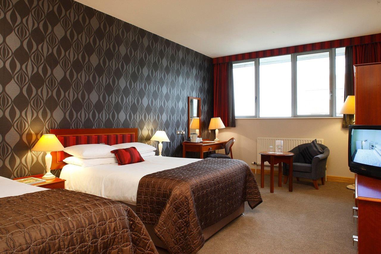 Plaza Hotel Tallaght Εξωτερικό φωτογραφία