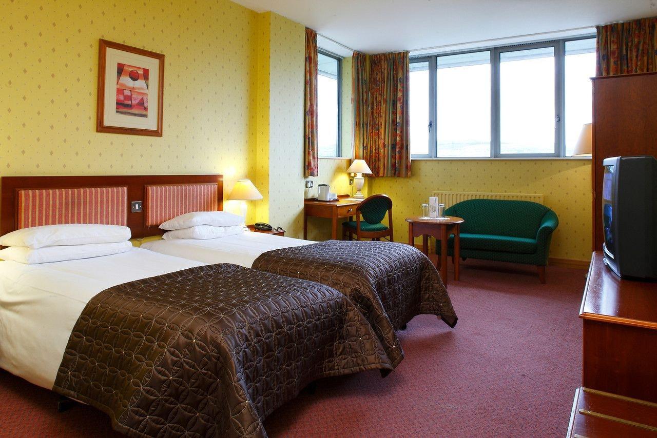 Plaza Hotel Tallaght Εξωτερικό φωτογραφία
