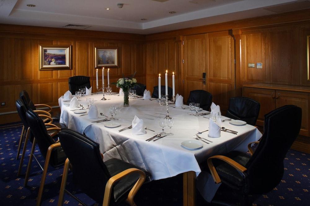 Plaza Hotel Tallaght Εξωτερικό φωτογραφία
