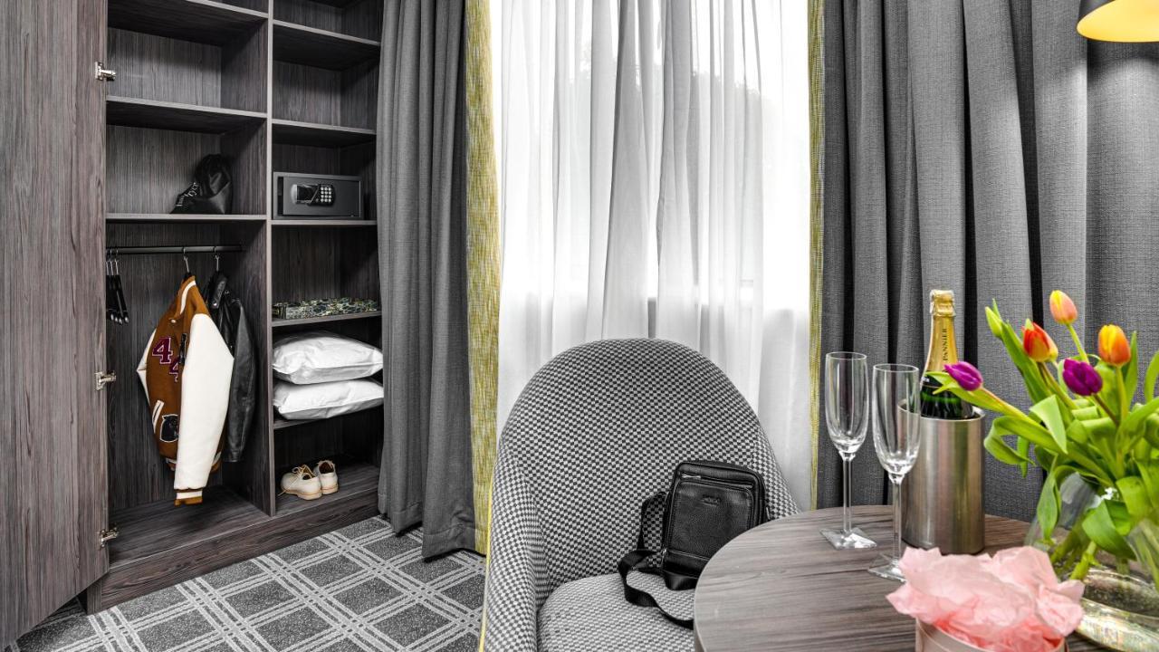Plaza Hotel Tallaght Εξωτερικό φωτογραφία