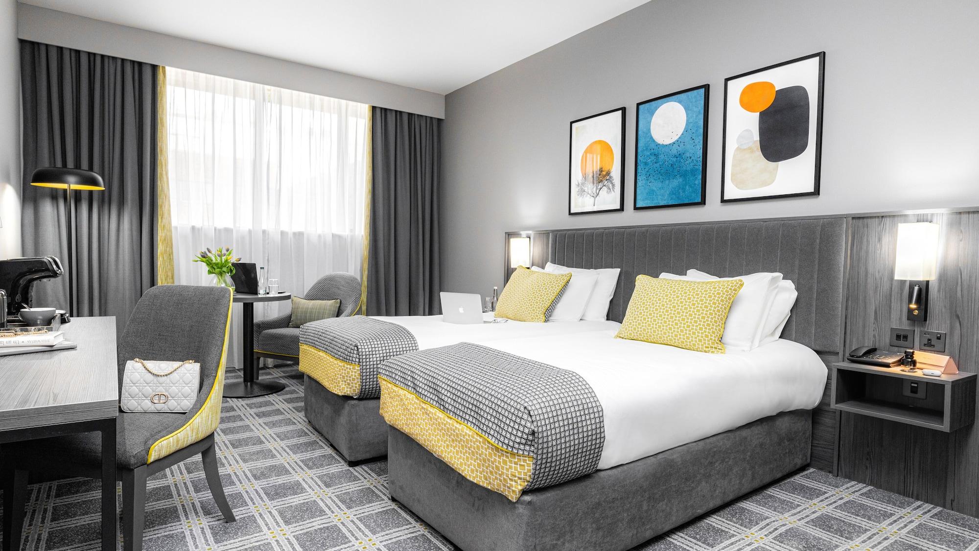 Plaza Hotel Tallaght Εξωτερικό φωτογραφία