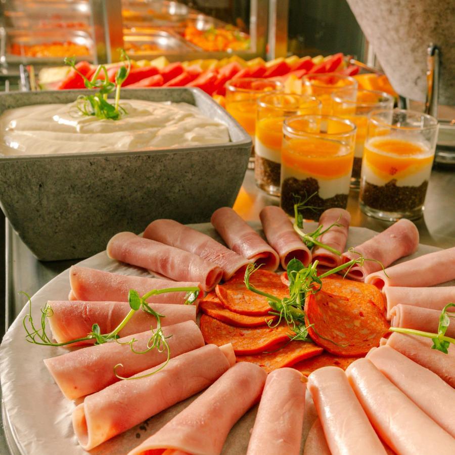 Plaza Hotel Tallaght Εξωτερικό φωτογραφία